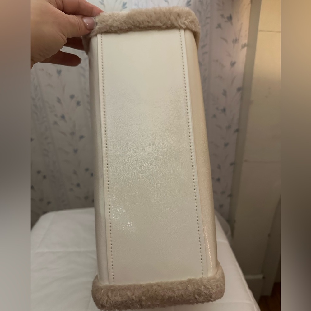 Kate Spade Cream Tote with Sherpa Trim - Picture 9 of 13